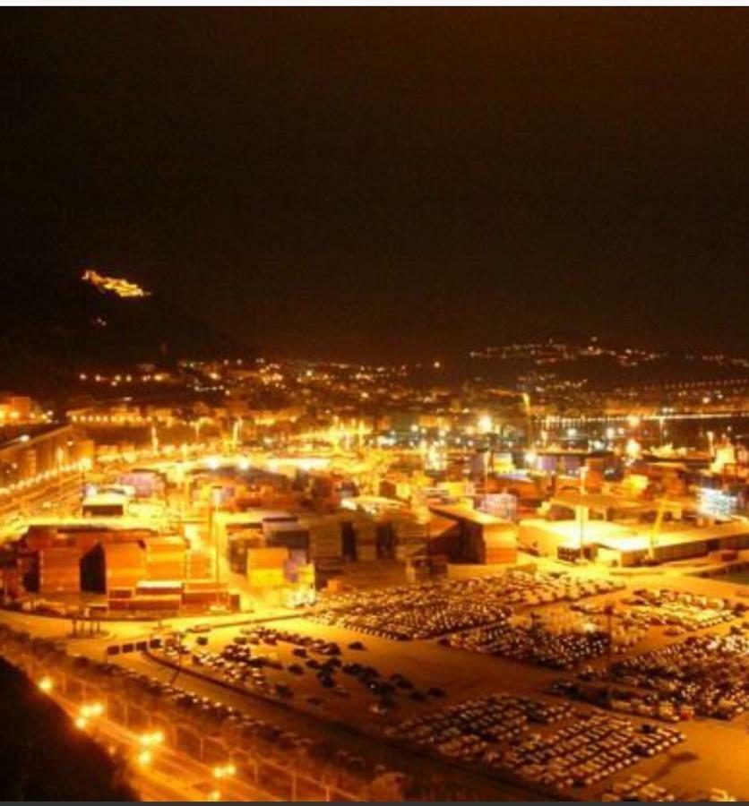 Dimora Dei Mercanti Salerno Exterior foto